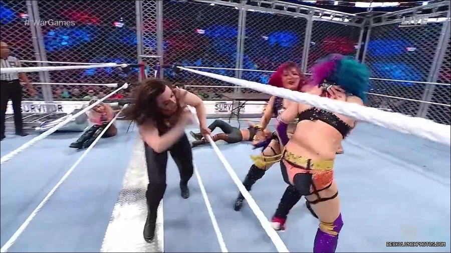 WWE_Survivor_Series_WarGames_2022_720p_WEB_h264-HEEL_mp4_002643391.jpg