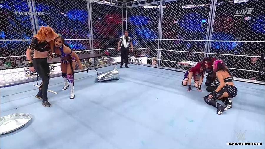 WWE_Survivor_Series_WarGames_2022_720p_WEB_h264-HEEL_mp4_002952058.jpg