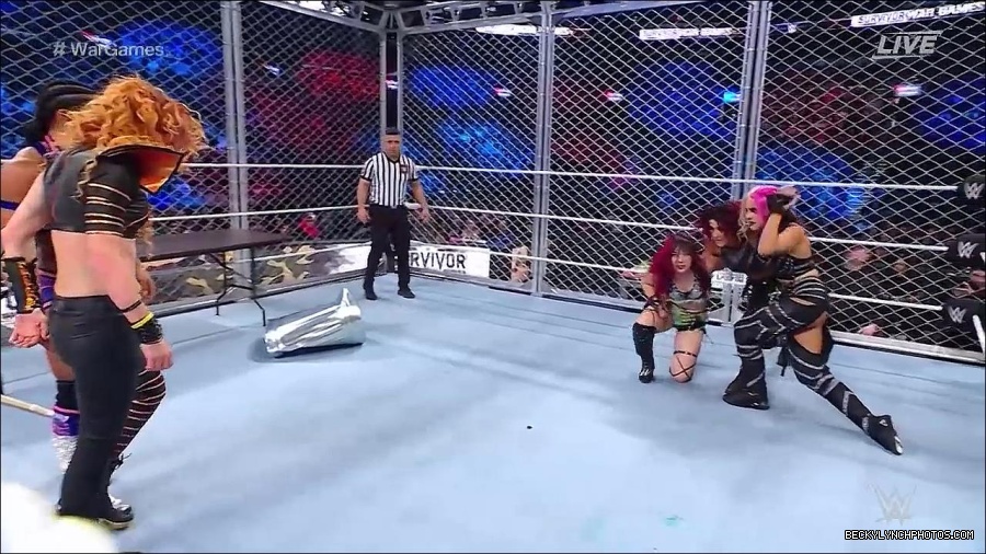 WWE_Survivor_Series_WarGames_2022_720p_WEB_h264-HEEL_mp4_002956458.jpg
