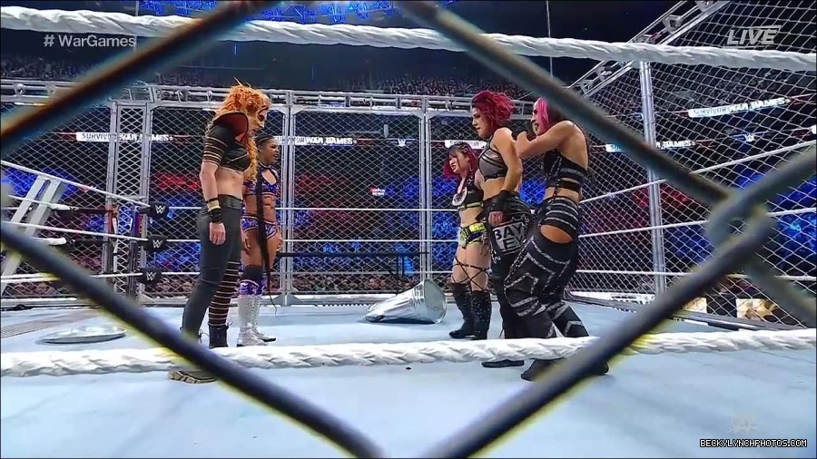 WWE_Survivor_Series_WarGames_2022_720p_WEB_h264-HEEL_mp4_002964058.jpg