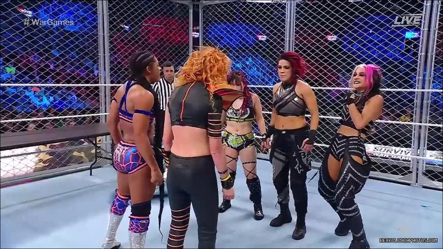 WWE_Survivor_Series_WarGames_2022_720p_WEB_h264-HEEL_mp4_002966458.jpg