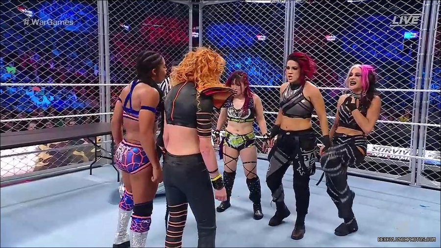 WWE_Survivor_Series_WarGames_2022_720p_WEB_h264-HEEL_mp4_002966858.jpg