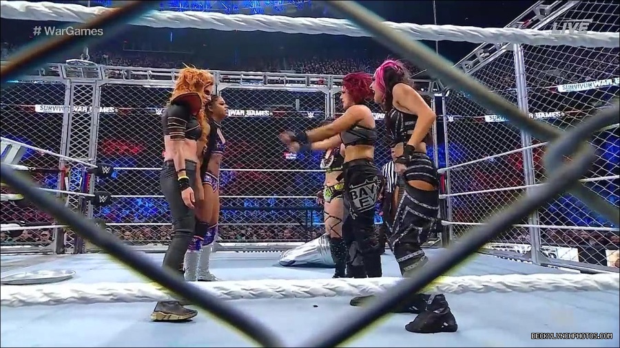 WWE_Survivor_Series_WarGames_2022_720p_WEB_h264-HEEL_mp4_002969258.jpg
