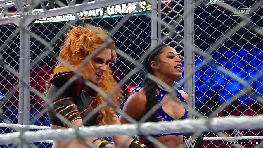 WWE_Survivor_Series_WarGames_2022_720p_WEB_h264-HEEL_mp4_002970458.jpg