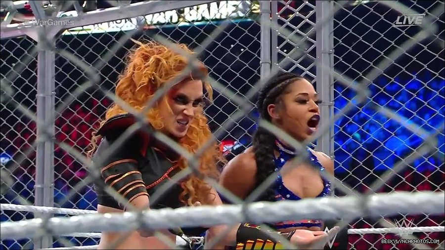 WWE_Survivor_Series_WarGames_2022_720p_WEB_h264-HEEL_mp4_002970858.jpg