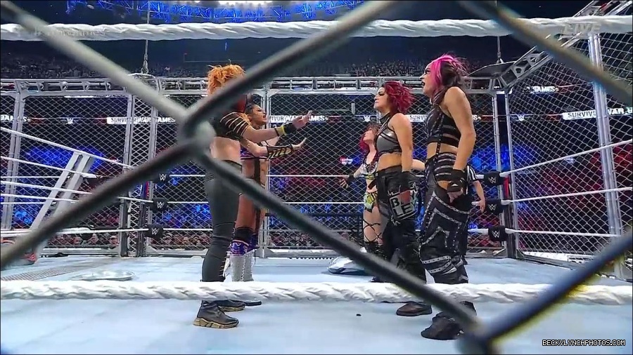WWE_Survivor_Series_WarGames_2022_720p_WEB_h264-HEEL_mp4_002972858.jpg