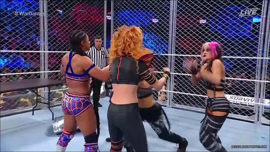 WWE_Survivor_Series_WarGames_2022_720p_WEB_h264-HEEL_mp4_002973658.jpg