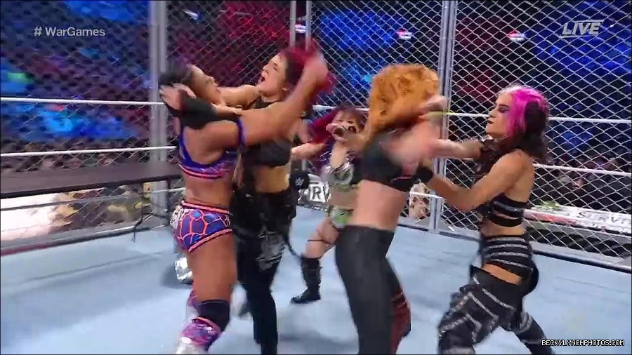 WWE_Survivor_Series_WarGames_2022_720p_WEB_h264-HEEL_mp4_002974058.jpg