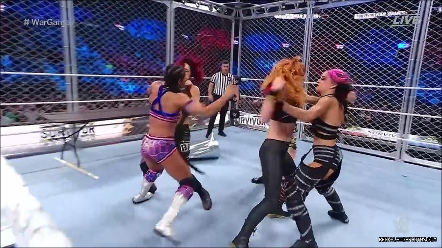 WWE_Survivor_Series_WarGames_2022_720p_WEB_h264-HEEL_mp4_002974458.jpg