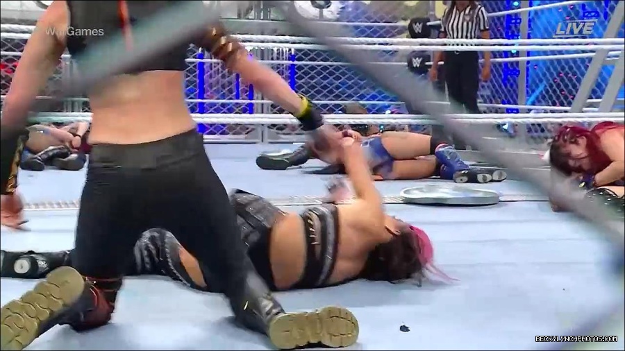 WWE_Survivor_Series_WarGames_2022_720p_WEB_h264-HEEL_mp4_003000058.jpg