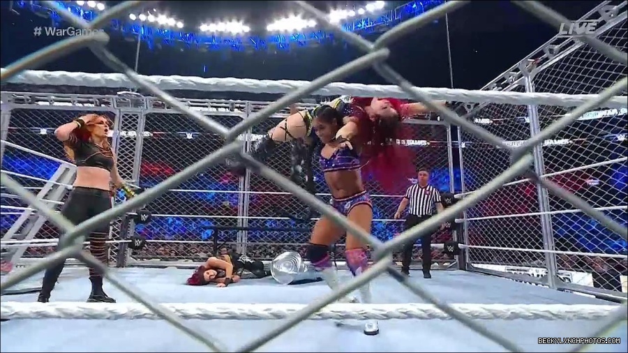 WWE_Survivor_Series_WarGames_2022_720p_WEB_h264-HEEL_mp4_003006858.jpg
