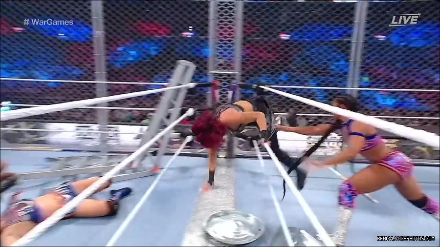WWE_Survivor_Series_WarGames_2022_720p_WEB_h264-HEEL_mp4_003015258.jpg