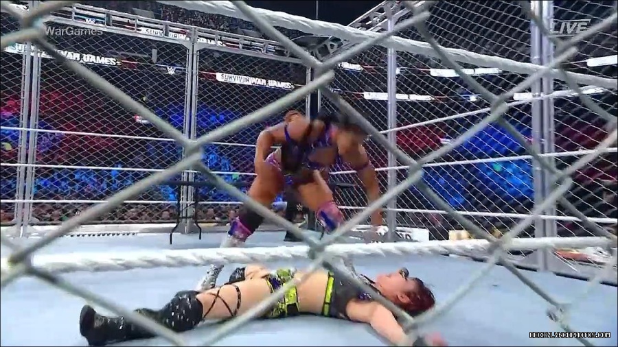 WWE_Survivor_Series_WarGames_2022_720p_WEB_h264-HEEL_mp4_003028858.jpg