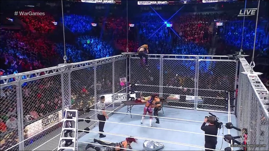WWE_Survivor_Series_WarGames_2022_720p_WEB_h264-HEEL_mp4_003038458.jpg