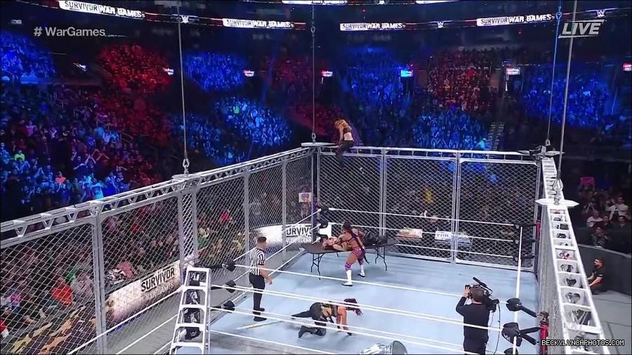 WWE_Survivor_Series_WarGames_2022_720p_WEB_h264-HEEL_mp4_003040858.jpg