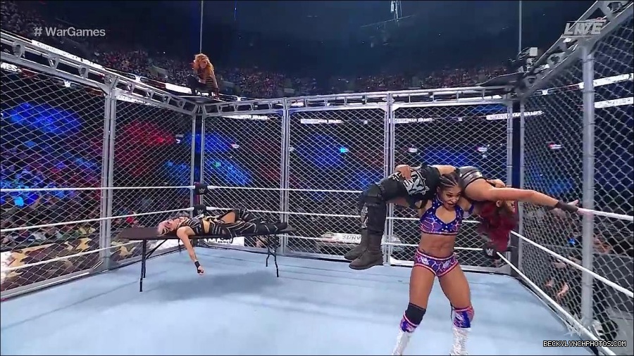 WWE_Survivor_Series_WarGames_2022_720p_WEB_h264-HEEL_mp4_003053258.jpg