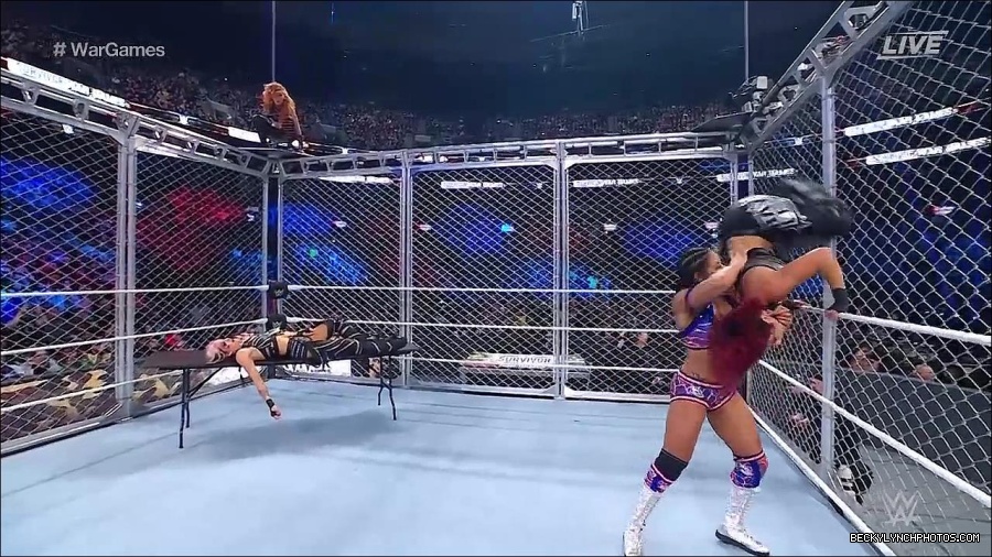 WWE_Survivor_Series_WarGames_2022_720p_WEB_h264-HEEL_mp4_003054458.jpg