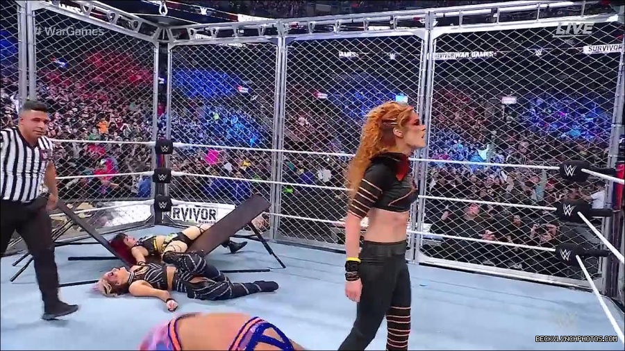 WWE_Survivor_Series_WarGames_2022_720p_WEB_h264-HEEL_mp4_003076058.jpg