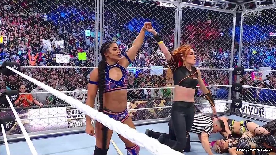 WWE_Survivor_Series_WarGames_2022_720p_WEB_h264-HEEL_mp4_003088458.jpg
