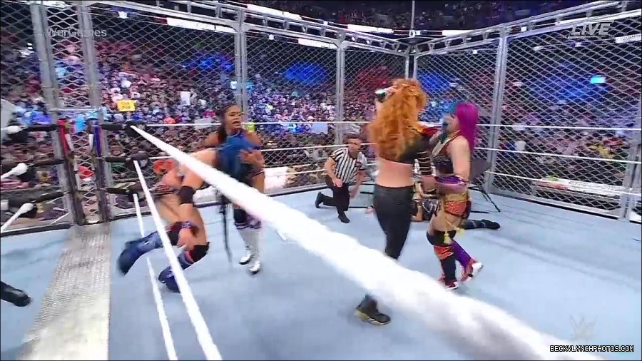 WWE_Survivor_Series_WarGames_2022_720p_WEB_h264-HEEL_mp4_003107258.jpg