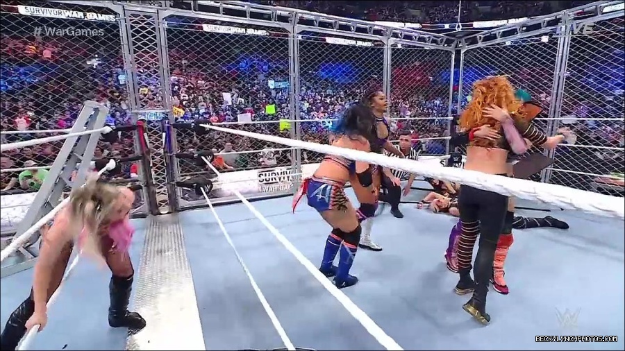 WWE_Survivor_Series_WarGames_2022_720p_WEB_h264-HEEL_mp4_003108058.jpg