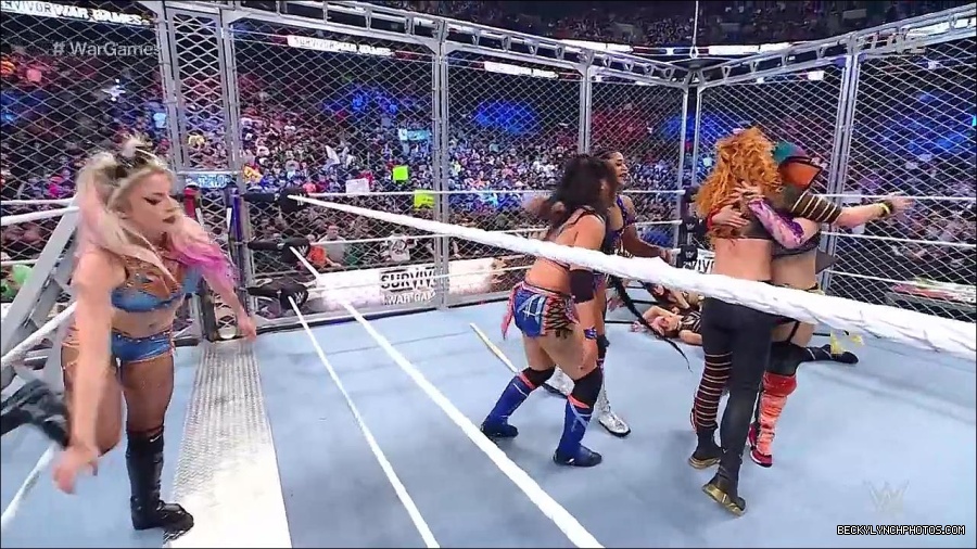WWE_Survivor_Series_WarGames_2022_720p_WEB_h264-HEEL_mp4_003108458.jpg