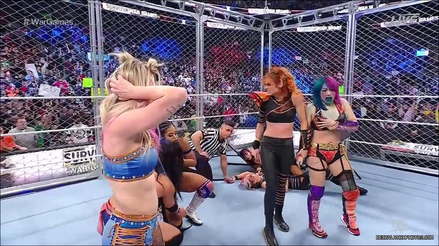 WWE_Survivor_Series_WarGames_2022_720p_WEB_h264-HEEL_mp4_003114058.jpg