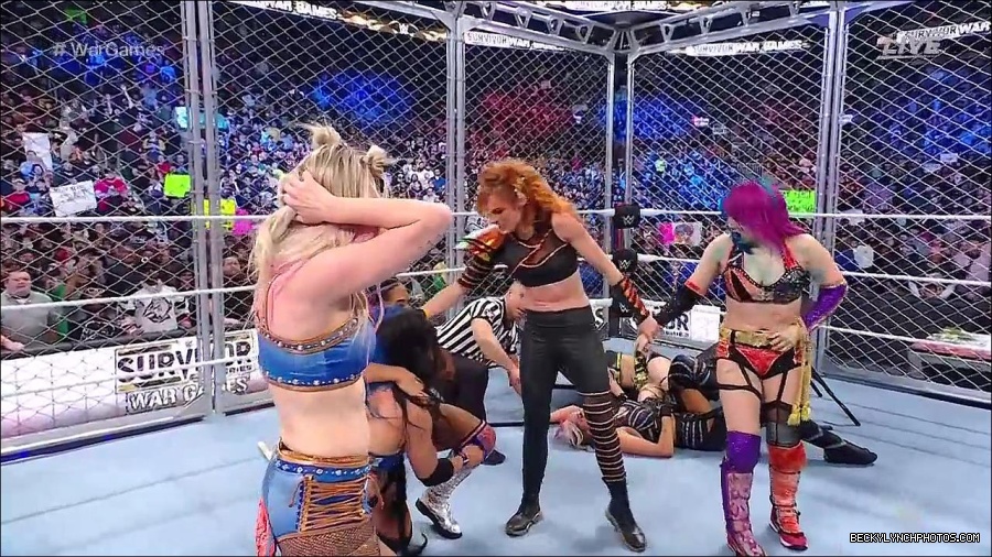 WWE_Survivor_Series_WarGames_2022_720p_WEB_h264-HEEL_mp4_003114858.jpg