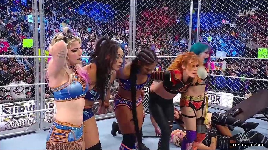 WWE_Survivor_Series_WarGames_2022_720p_WEB_h264-HEEL_mp4_003118458.jpg