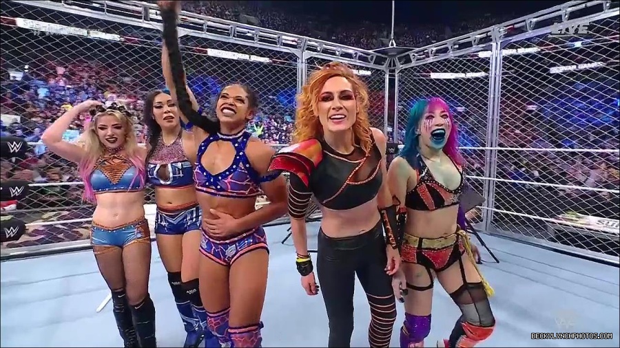 WWE_Survivor_Series_WarGames_2022_720p_WEB_h264-HEEL_mp4_003177958.jpg