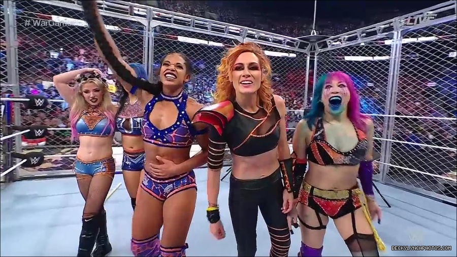 WWE_Survivor_Series_WarGames_2022_720p_WEB_h264-HEEL_mp4_003178358.jpg