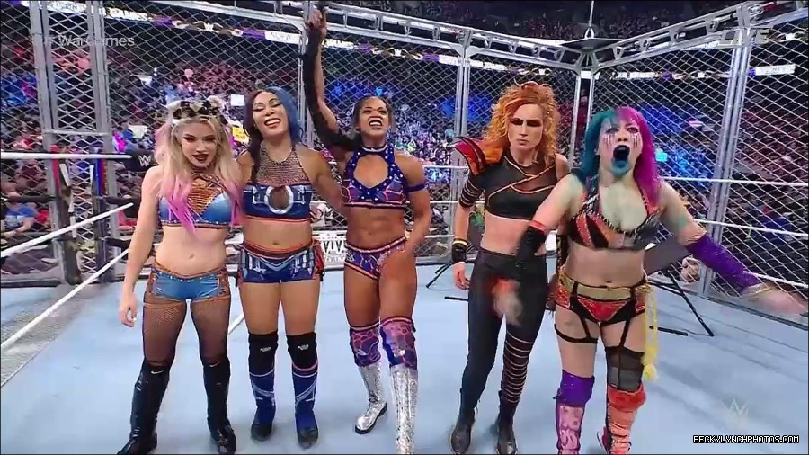 WWE_Survivor_Series_WarGames_2022_720p_WEB_h264-HEEL_mp4_003185158.jpg