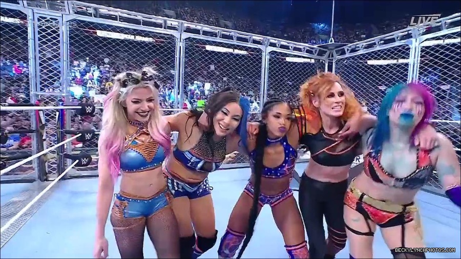 WWE_Survivor_Series_WarGames_2022_720p_WEB_h264-HEEL_mp4_003191558.jpg