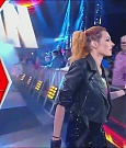WWE_Monday_Night_Raw_2022_11_28_720p_HDTV_x264-NWCHD_mp4_000175108.jpg