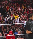 WWE_Monday_Night_Raw_2022_11_28_720p_HDTV_x264-NWCHD_mp4_000502268.jpg