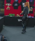 WWE_Monday_Night_Raw_2022_11_28_720p_HDTV_x264-NWCHD_mp4_000690056.jpg
