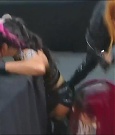 WWE_Monday_Night_Raw_2022_11_28_720p_HDTV_x264-NWCHD_mp4_000693659.jpg