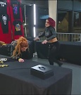 WWE_Monday_Night_Raw_2022_11_28_720p_HDTV_x264-NWCHD_mp4_000698864.jpg