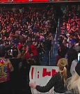 WWE_Monday_Night_Raw_2022_12_05_720p_HDTV_x264-NWCHD_mp4_001747941.jpg
