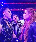 WWE_Monday_Night_Raw_2022_12_05_720p_HDTV_x264-NWCHD_mp4_002048241.jpg