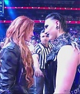 WWE_Monday_Night_Raw_2022_12_05_720p_HDTV_x264-NWCHD_mp4_002069062.jpg