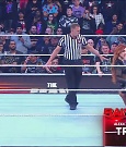 WWE_Monday_Night_Raw_2022_12_05_720p_HDTV_x264-NWCHD_mp4_006759143.jpg