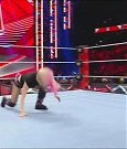 WWE_Monday_Night_Raw_2022_12_05_720p_HDTV_x264-NWCHD_mp4_006802386.jpg