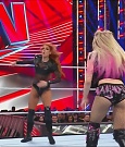 WWE_Monday_Night_Raw_2022_12_05_720p_HDTV_x264-NWCHD_mp4_006804789.jpg