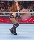 WWE_Monday_Night_Raw_2022_12_05_720p_HDTV_x264-NWCHD_mp4_006824809.jpg
