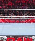 WWE_Monday_Night_Raw_2022_12_05_720p_HDTV_x264-NWCHD_mp4_006885269.jpg