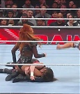 WWE_Monday_Night_Raw_2022_12_05_720p_HDTV_x264-NWCHD_mp4_007138022.jpg