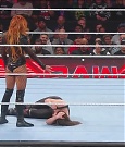 WWE_Monday_Night_Raw_2022_12_05_720p_HDTV_x264-NWCHD_mp4_007148433.jpg