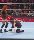 WWE_Monday_Night_Raw_2022_12_05_720p_HDTV_x264-NWCHD_mp4_007158443.jpg