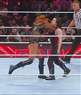 WWE_Monday_Night_Raw_2022_12_05_720p_HDTV_x264-NWCHD_mp4_007303221.jpg